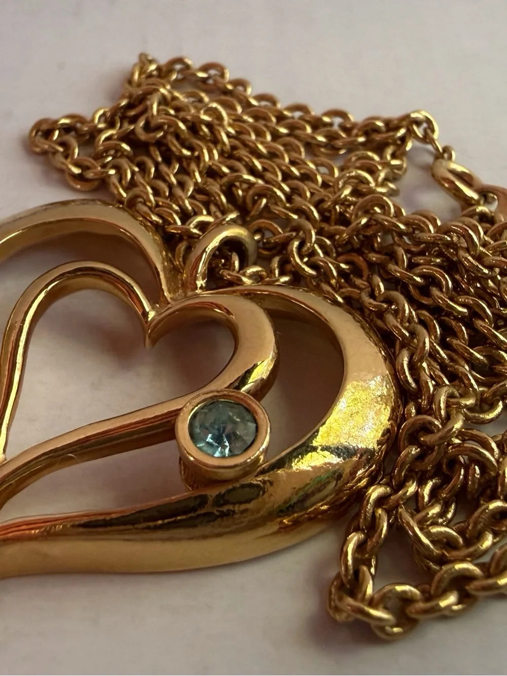 Avon Gold-Tone Double Heart Pendant Necklace with Blue Gem - Picture 2 of 3